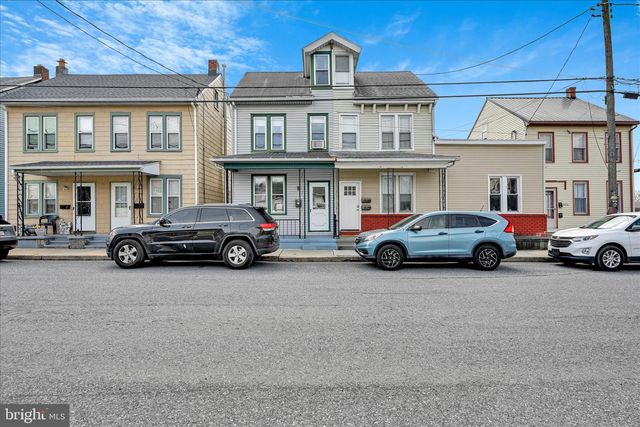 2210 LEHMAN ST, Lebanon, PA 17046