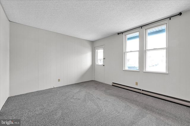 2210 LEHMAN ST, Lebanon, PA 17046