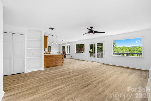 270 Blake Branch Road, Sylva, NC 28779