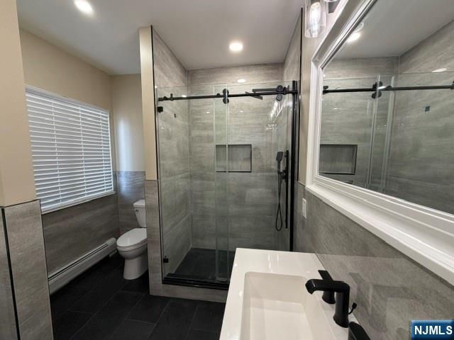 225 E 19th Street 2nd, Paterson, NJ 07524