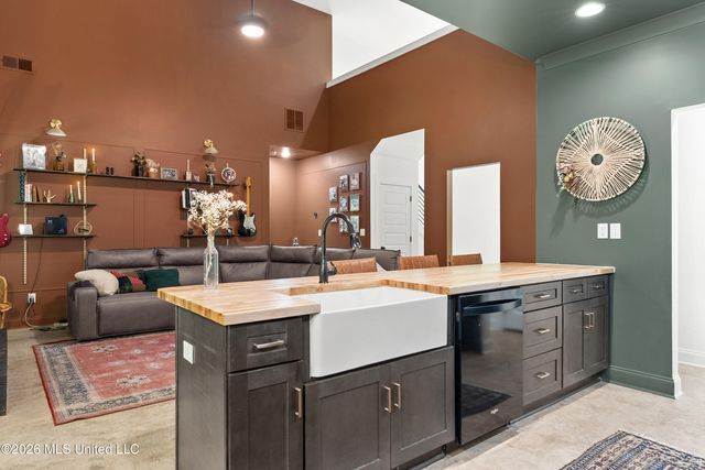 14929 Strickland Road, Byhalia, MS 38611