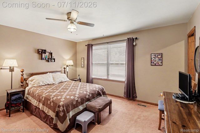 136 Endicott Drive, Oceola Township, MI 48843