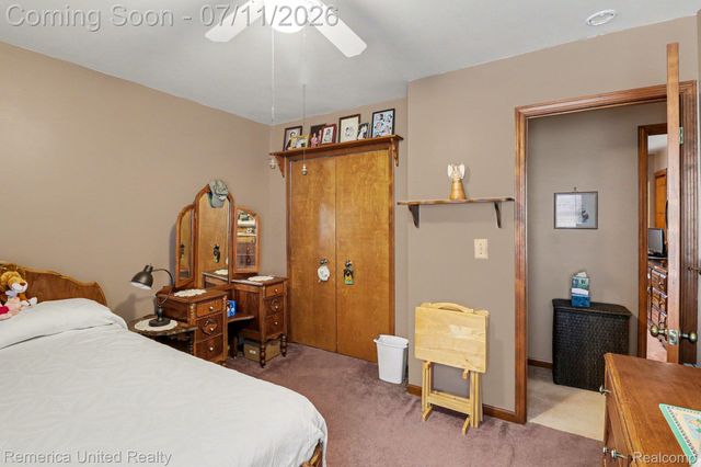 136 Endicott Drive, Oceola Township, MI 48843