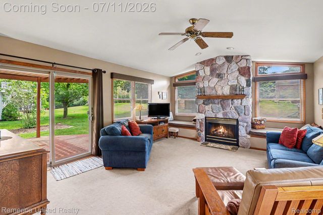 136 Endicott Drive, Oceola Township, MI 48843