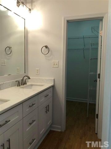 220 Marsh Avenue, Raleigh, NC 27606