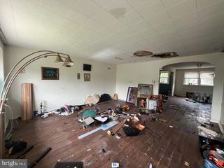 12037 ACADEMY RD, Philadelphia, PA 19154