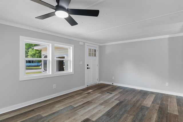 614 Lesia Ln., Conway, SC 29527