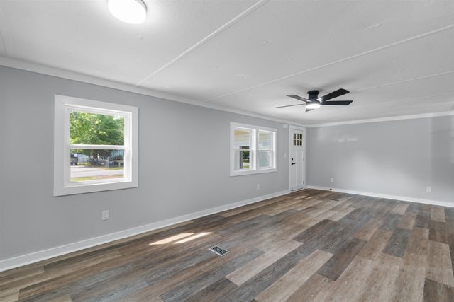 614 Lesia Ln., Conway, SC 29527