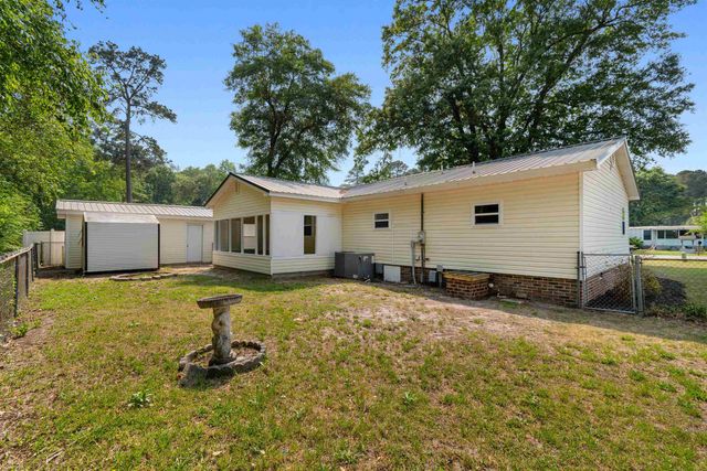 614 Lesia Ln., Conway, SC 29527
