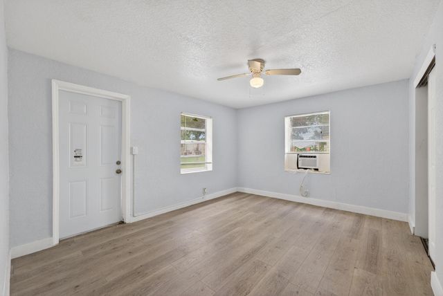 1534 N 58th Ave, Hollywood, FL 33021