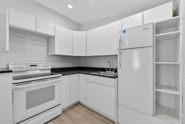 1534 N 58th Ave, Hollywood, FL 33021