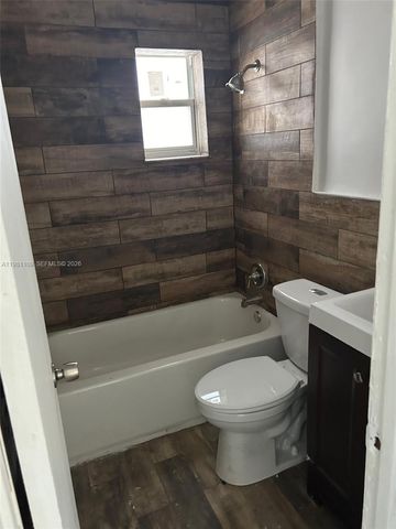 730 SW 4th St A, Dania Beach, FL 33004