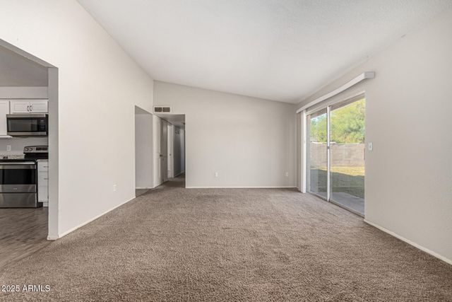 5028 W ROANOKE Avenue, Phoenix, AZ 85035