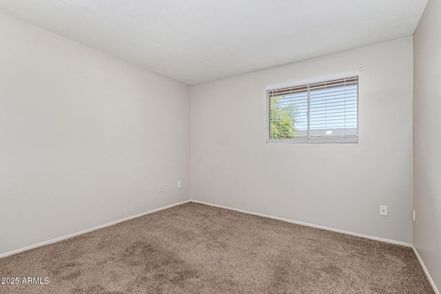 5028 W ROANOKE Avenue, Phoenix, AZ 85035