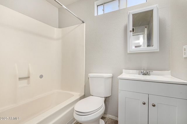 5028 W ROANOKE Avenue, Phoenix, AZ 85035