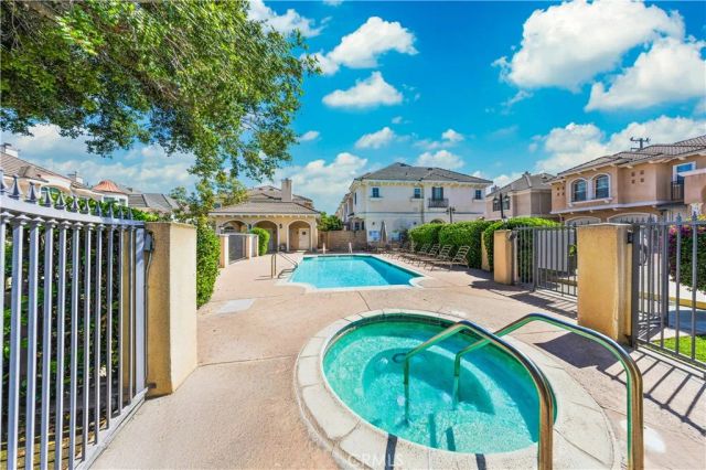 454 W Duarte D, Arcadia, CA 91007