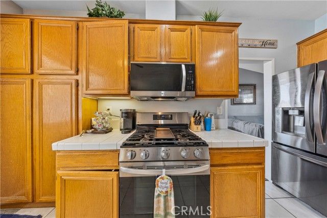 34711 Sunlight Drive, Yucaipa, CA 92399