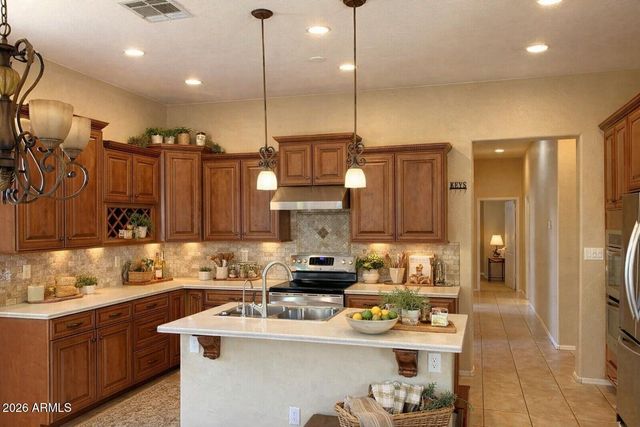 8014 E Plata Avenue E, Mesa, AZ 85212