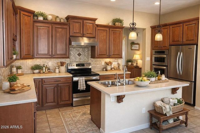 8014 E Plata Avenue E, Mesa, AZ 85212