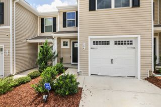 304 Sunnyview Dr, Lebanon, TN 37090