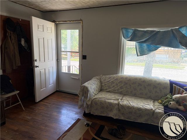 3211 4th AVENUE S, Billings, MT 59101