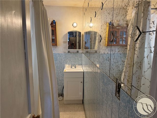 3211 4th AVENUE S, Billings, MT 59101