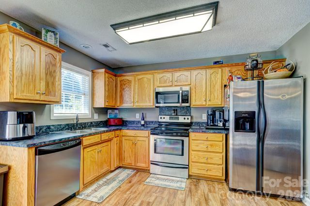 204 Black Rock School Road 12, Cherryville, NC 28021