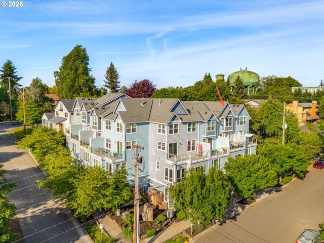 8229 N EDISON St, Portland, OR 97203