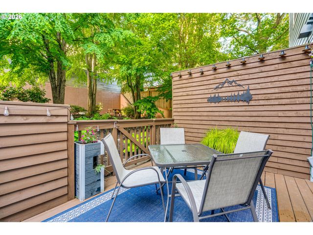 8229 N EDISON St, Portland, OR 97203