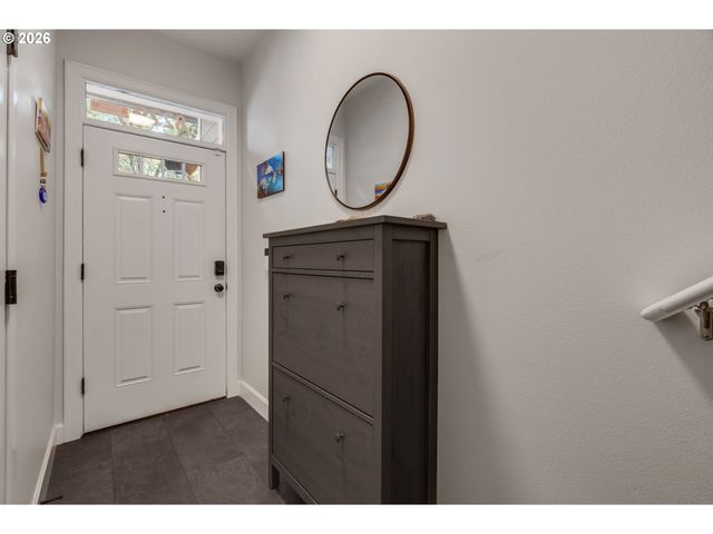 8229 N EDISON St, Portland, OR 97203