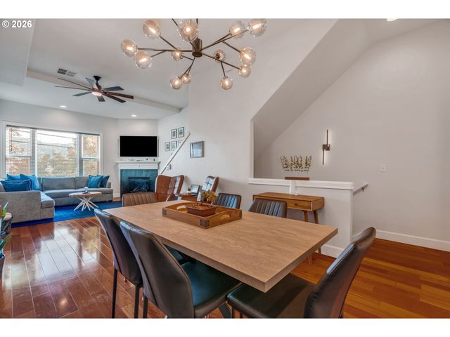 8229 N EDISON St, Portland, OR 97203