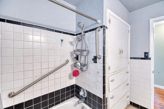 1203 Barbour Street, Norman, OK 73069