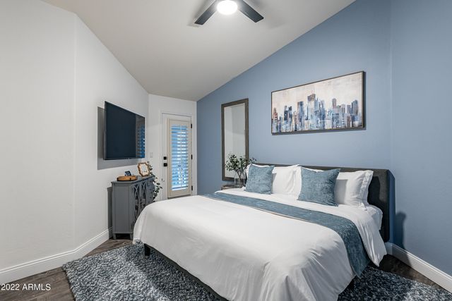 4878 W CARLA VISTA Court, Chandler, AZ 85226