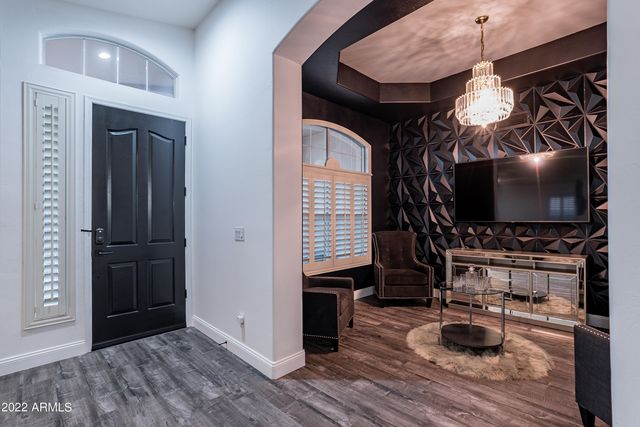 4878 W CARLA VISTA Court, Chandler, AZ 85226