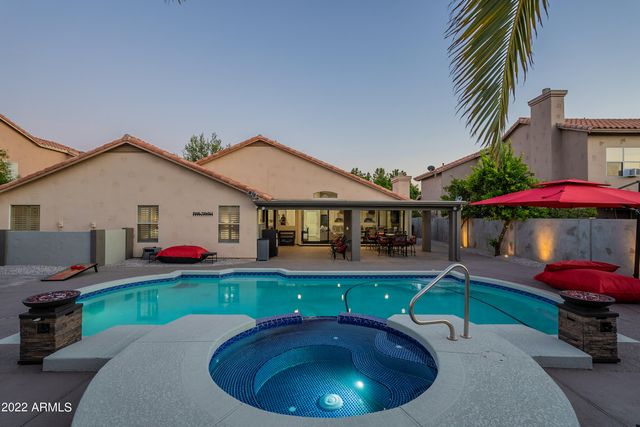4878 W CARLA VISTA Court, Chandler, AZ 85226