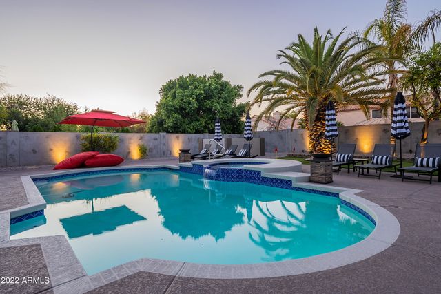 4878 W CARLA VISTA Court, Chandler, AZ 85226
