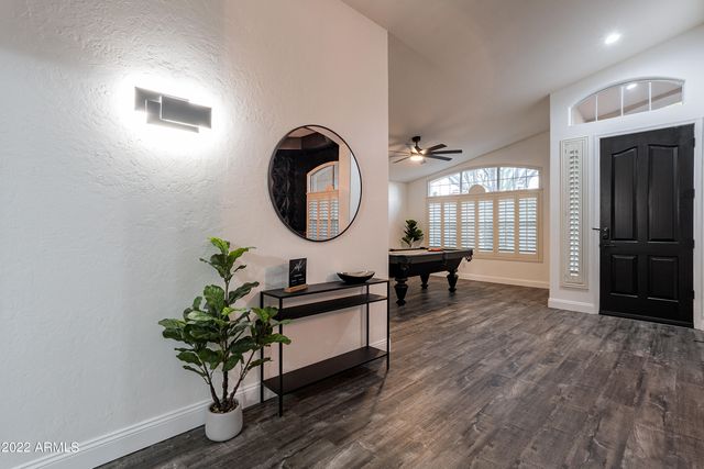 4878 W CARLA VISTA Court, Chandler, AZ 85226