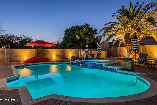 4878 W CARLA VISTA Court, Chandler, AZ 85226