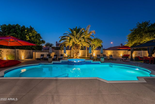 4878 W CARLA VISTA Court, Chandler, AZ 85226