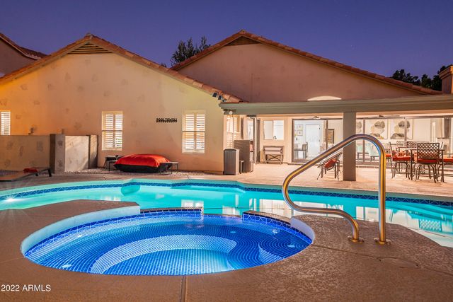 4878 W CARLA VISTA Court, Chandler, AZ 85226