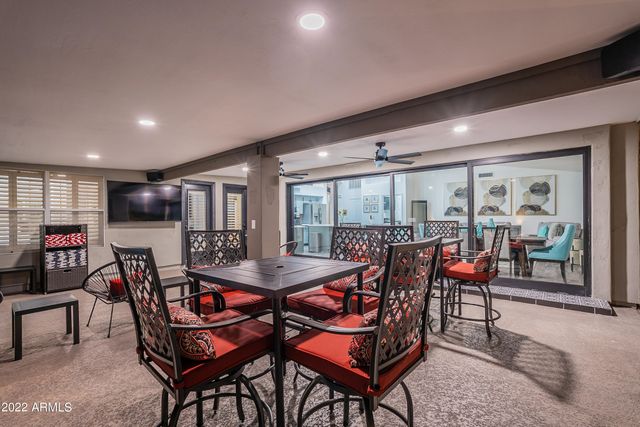 4878 W CARLA VISTA Court, Chandler, AZ 85226