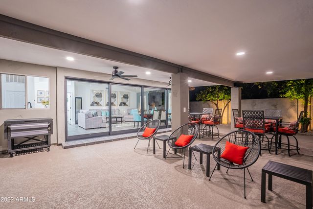 4878 W CARLA VISTA Court, Chandler, AZ 85226