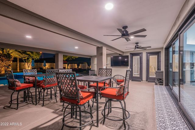 4878 W CARLA VISTA Court, Chandler, AZ 85226