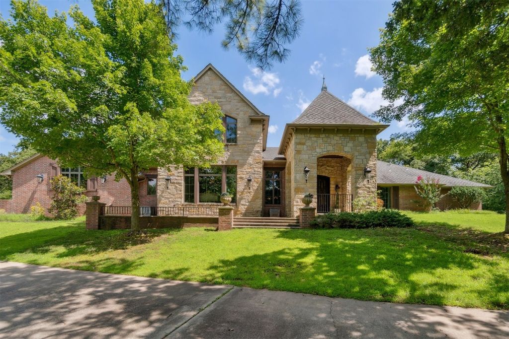1700 Sleepy Hollow Road, Edmond, OK 73034