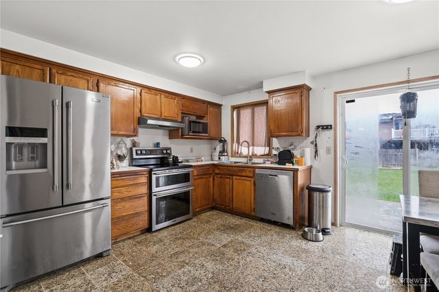 7631 273rd Street NW, Stanwood, WA 98292