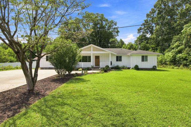 2010 Fort Prince Blvd, Wellford, SC 29385