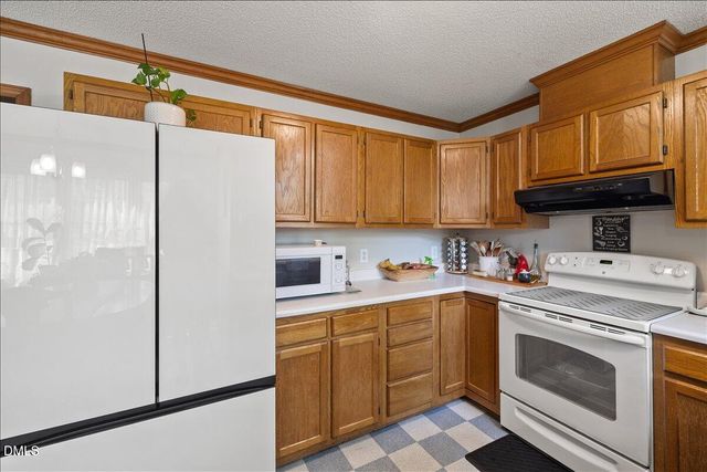 156 Thistle Drive, Youngsville, NC 27596