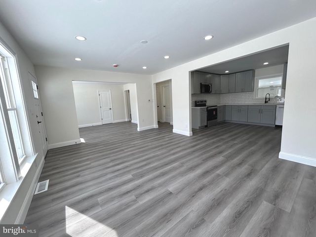 574 JULIANA DR, Vineland, NJ 08360