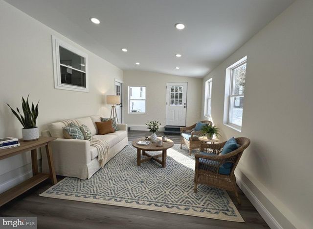 574 JULIANA DR, Vineland, NJ 08360