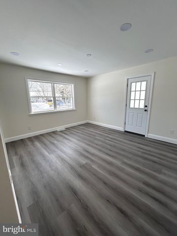 574 JULIANA DR, Vineland, NJ 08360